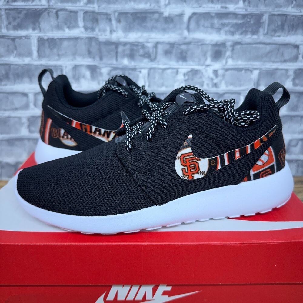 Nike Roshe One Black San Francisco Giants Custom 511882-002 Womens Size 6 New